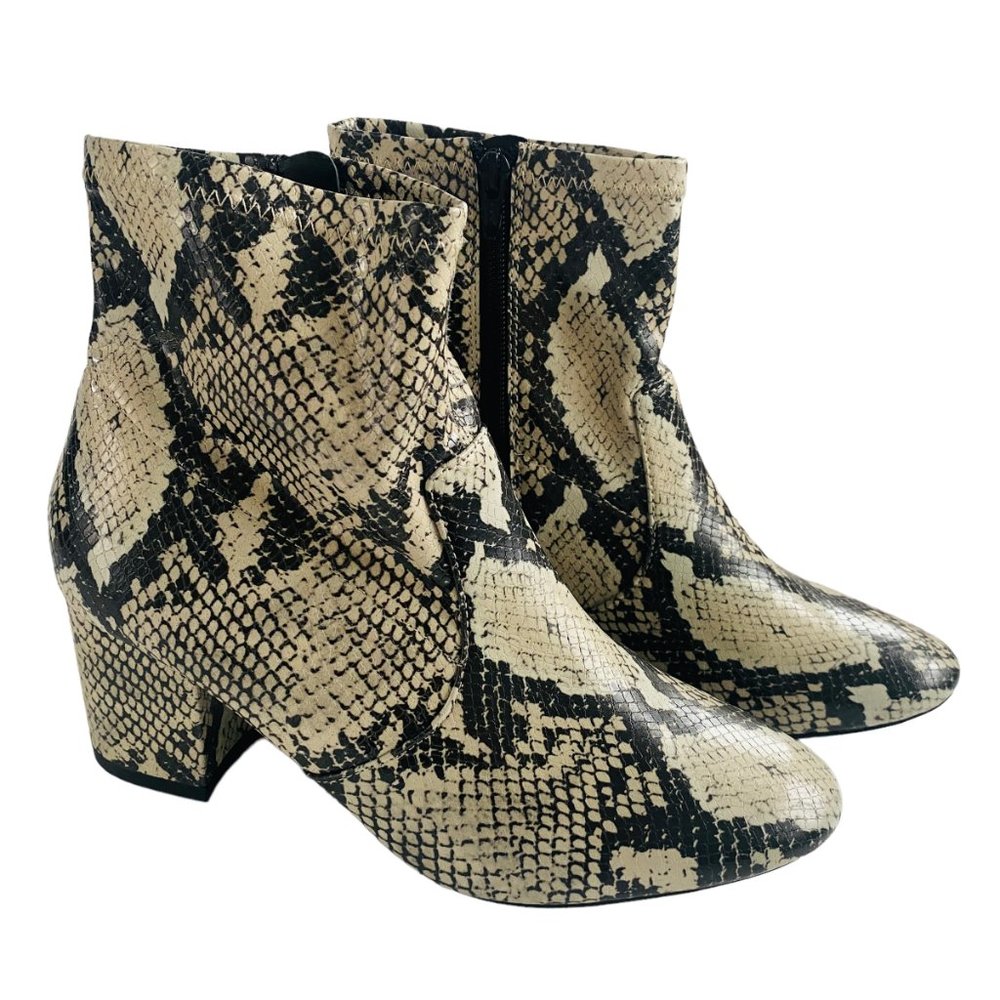 NEW Time and Tru Snakeskin Chunky Block Heel Booties US 9